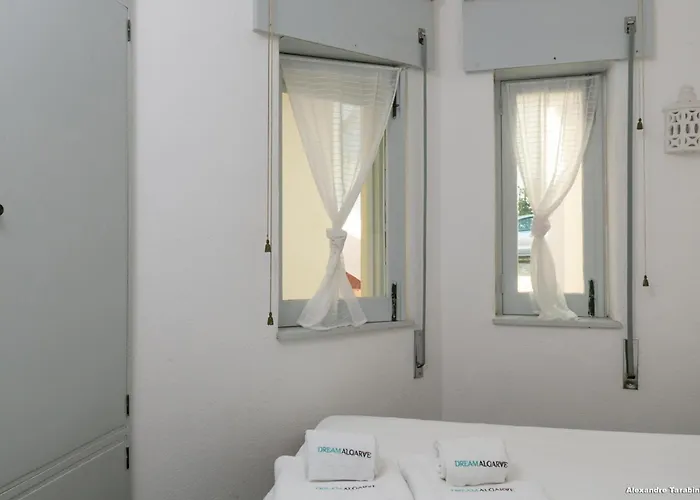 Apartment C12 - Sunshine In *