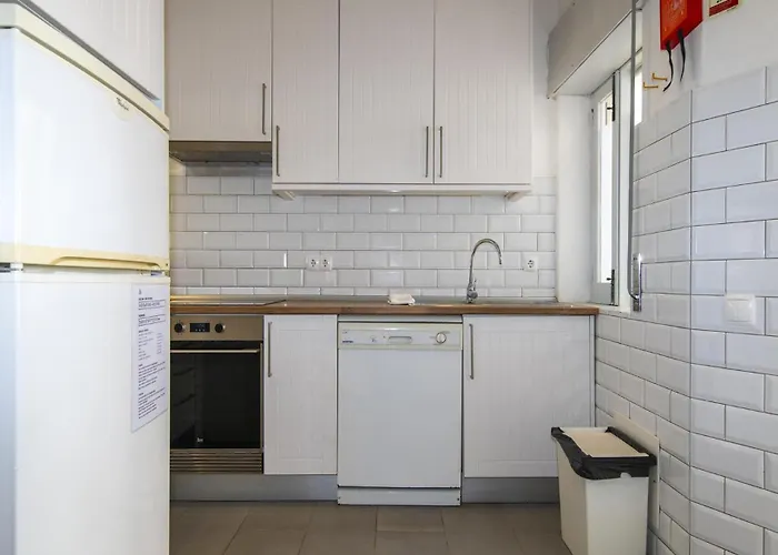Apartment C12 - Sunshine In